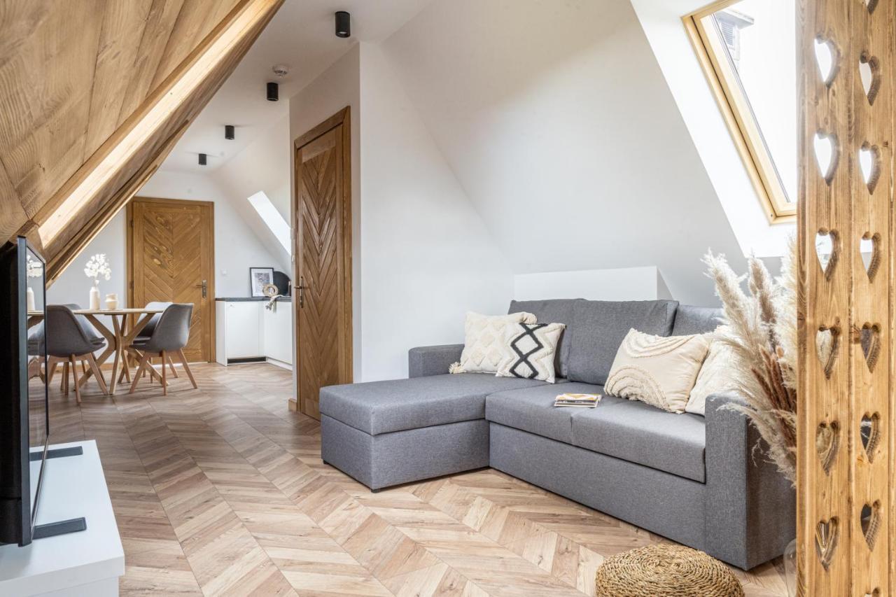 Jedla Apartments Dzianisz Екстериор снимка