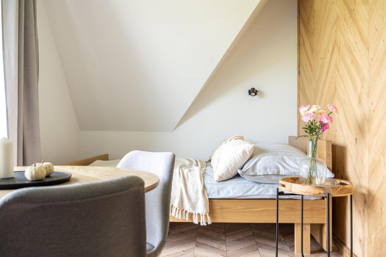 Jedla Apartments Dzianisz Екстериор снимка